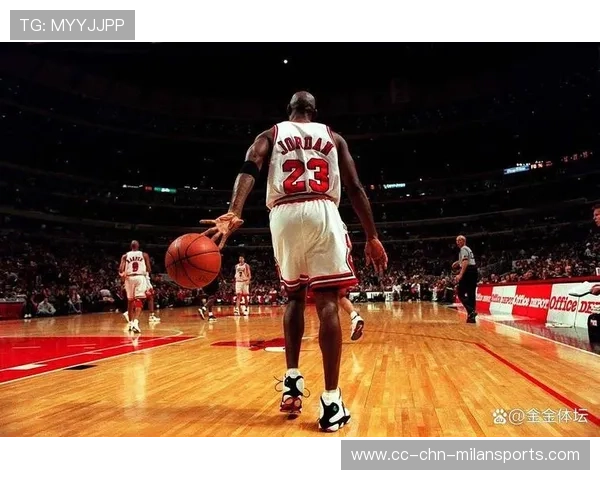 NBA后仰跳投姿势太美，粉丝截图当壁纸